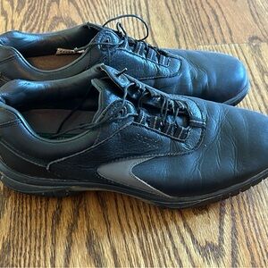 Men’s size 10 1/2 black Foot joy, golf shoes